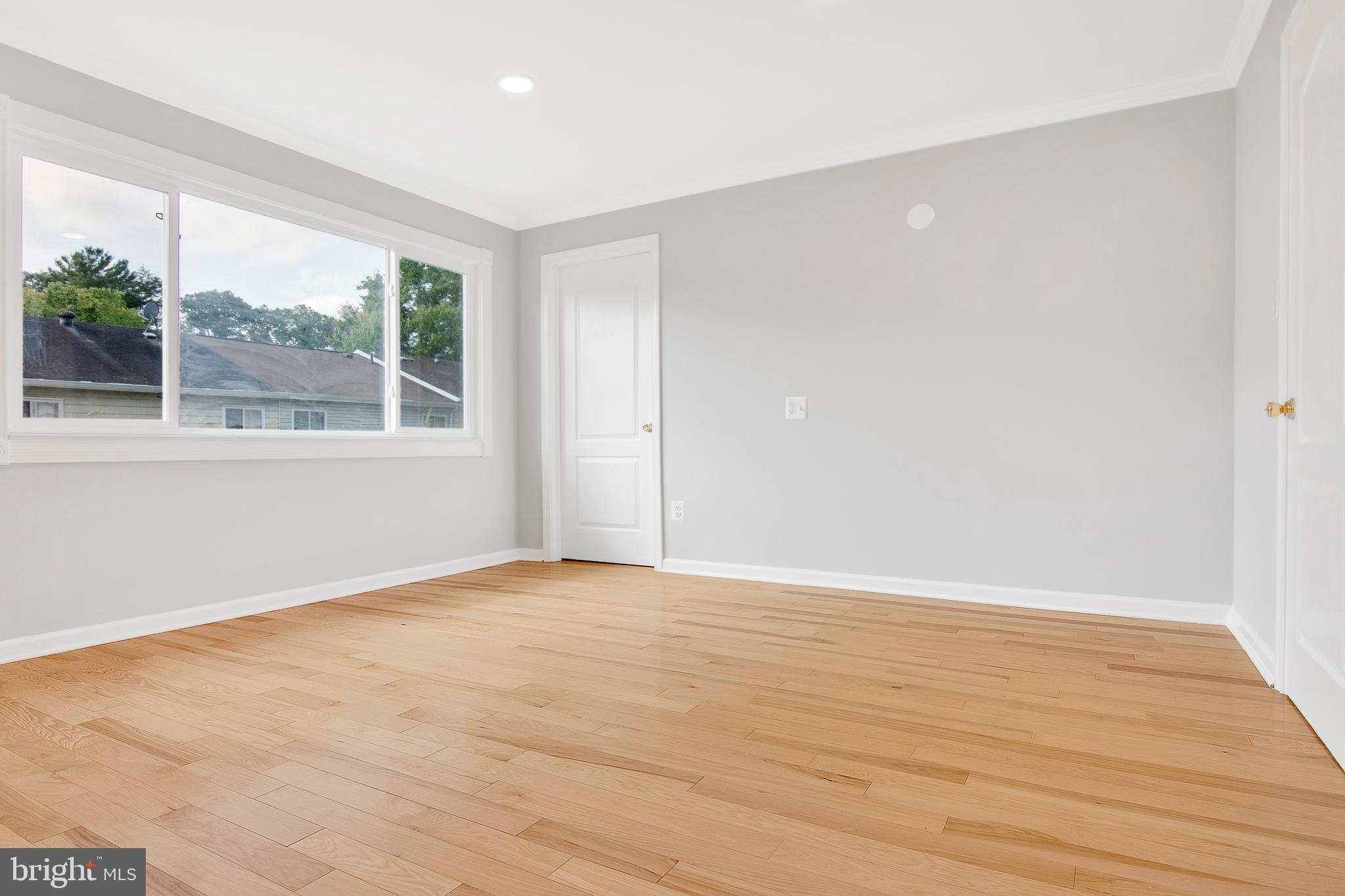 5482 Safe Harbor Ct