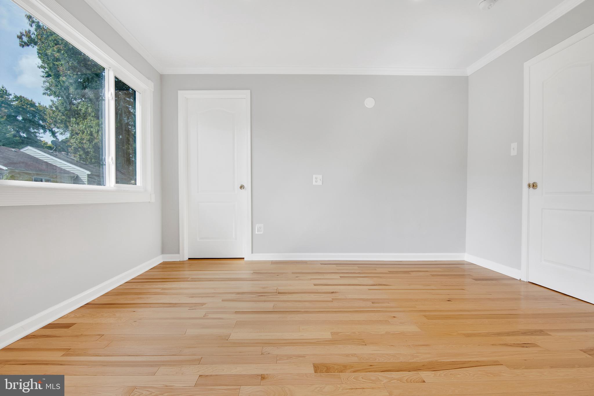 5482 Safe Harbor Ct