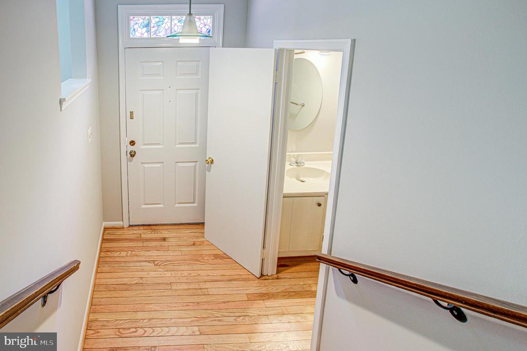 10103 WOOD GREEN WAY