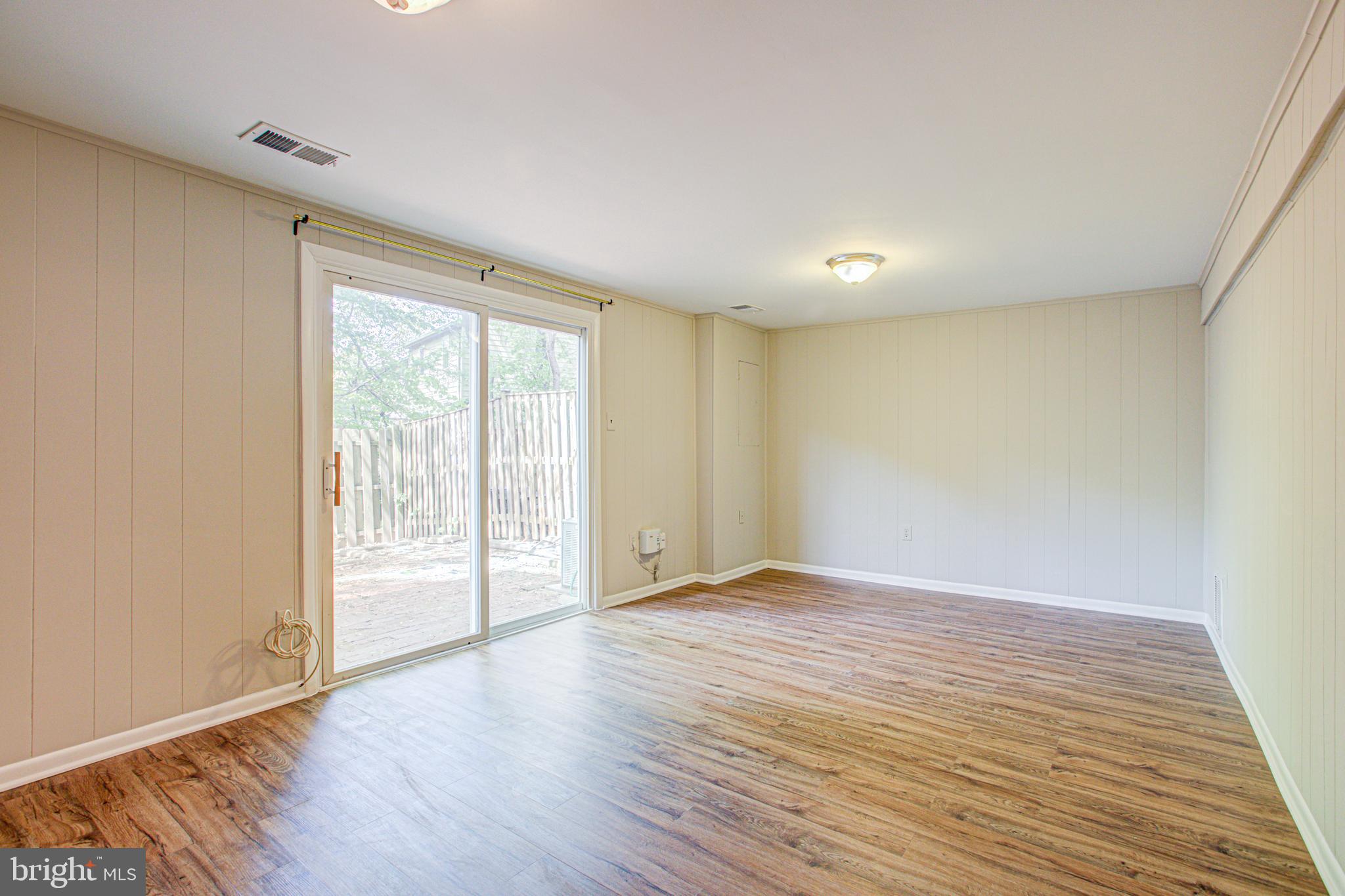 10103 WOOD GREEN WAY