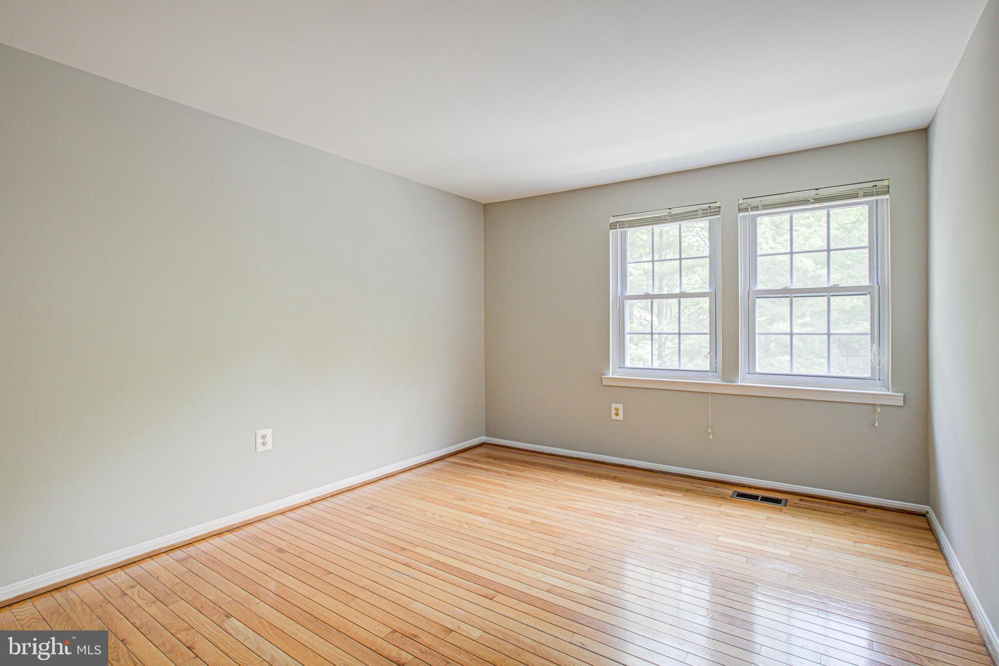 10103 WOOD GREEN WAY