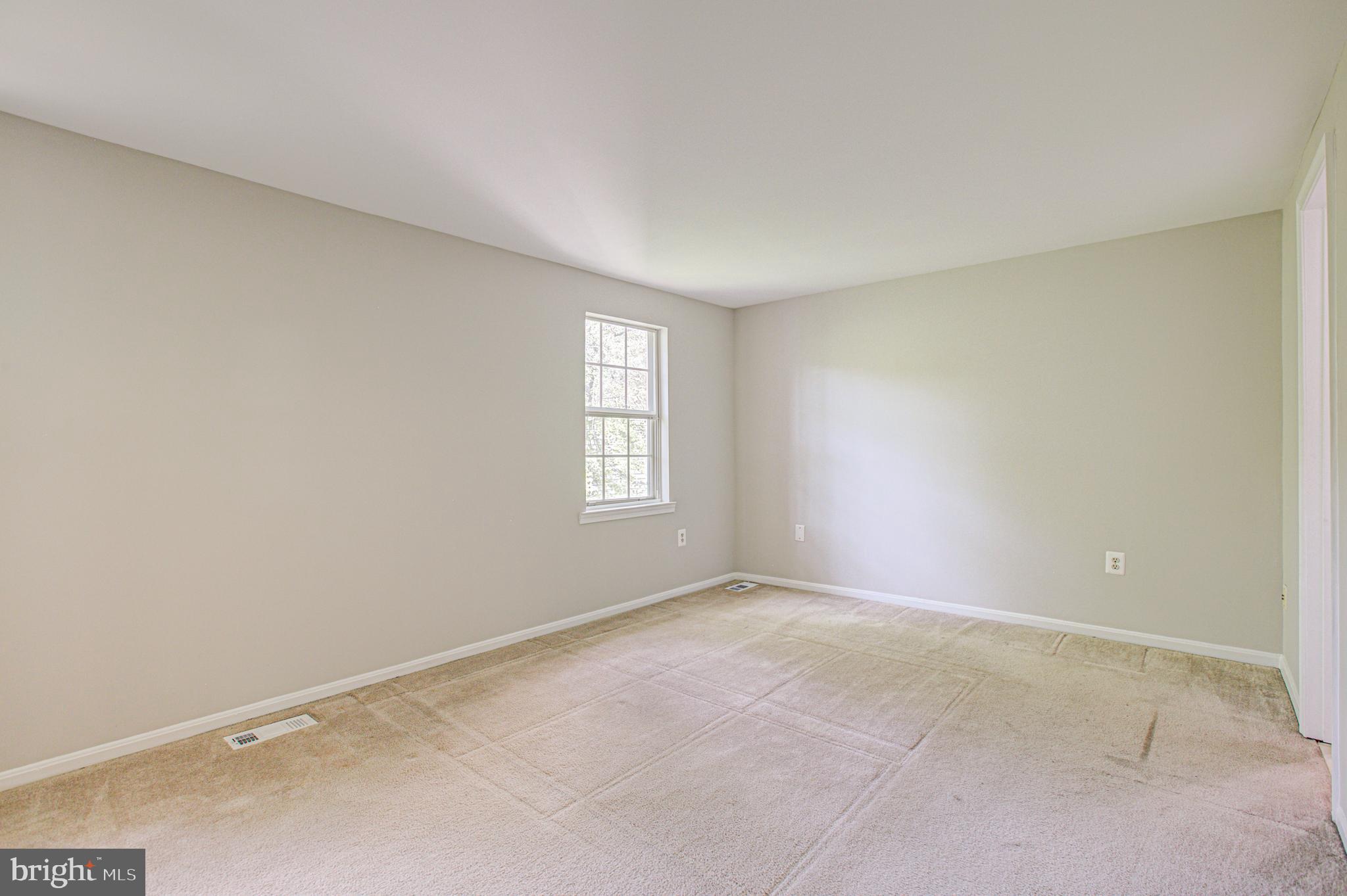 10103 WOOD GREEN WAY