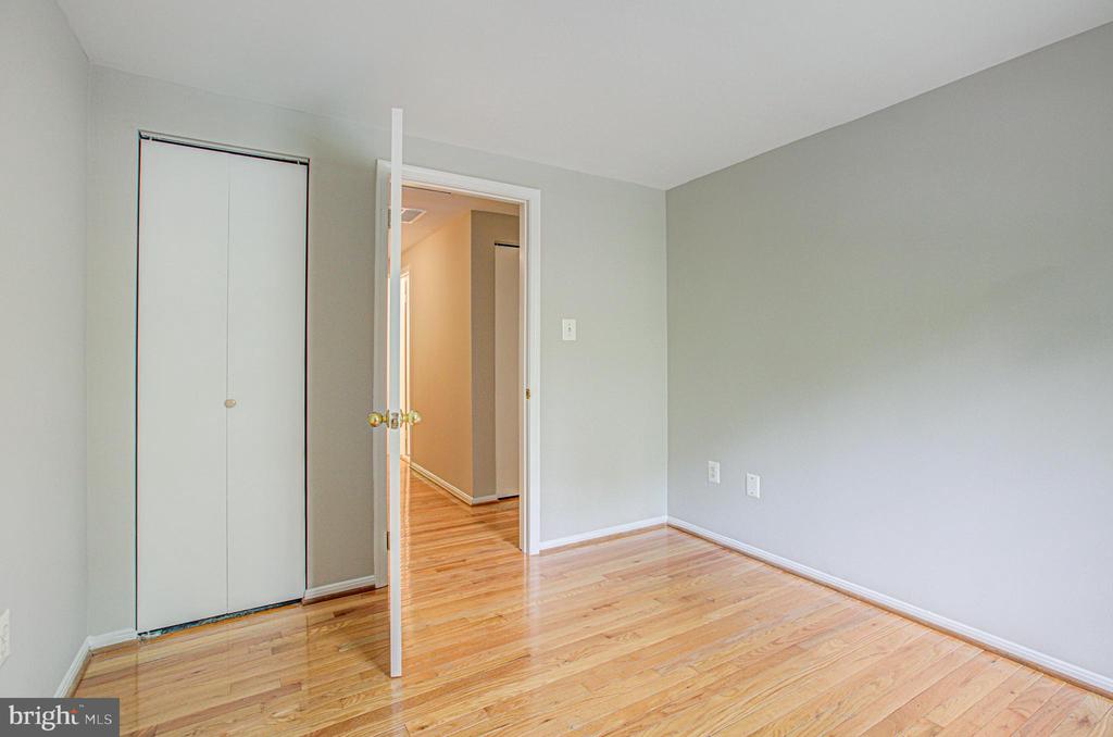 10103 WOOD GREEN WAY