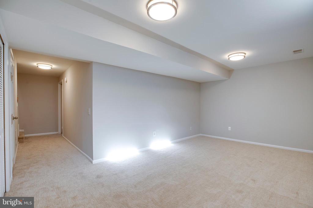 3284 Tayloe Ct