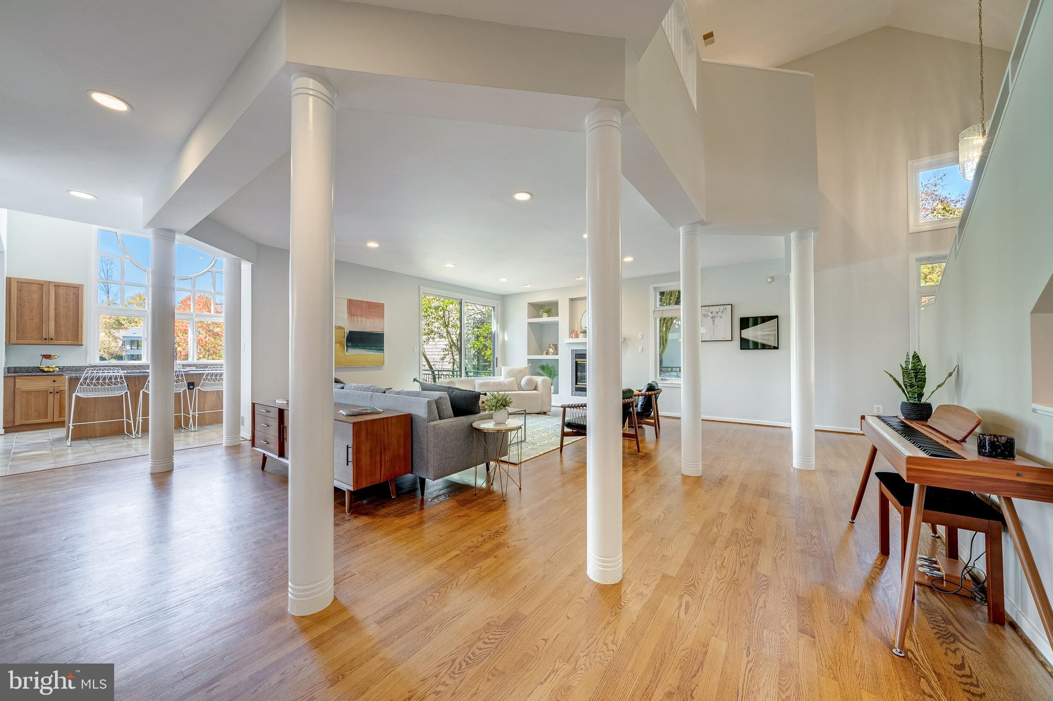 1472 WATERFRONT ROAD