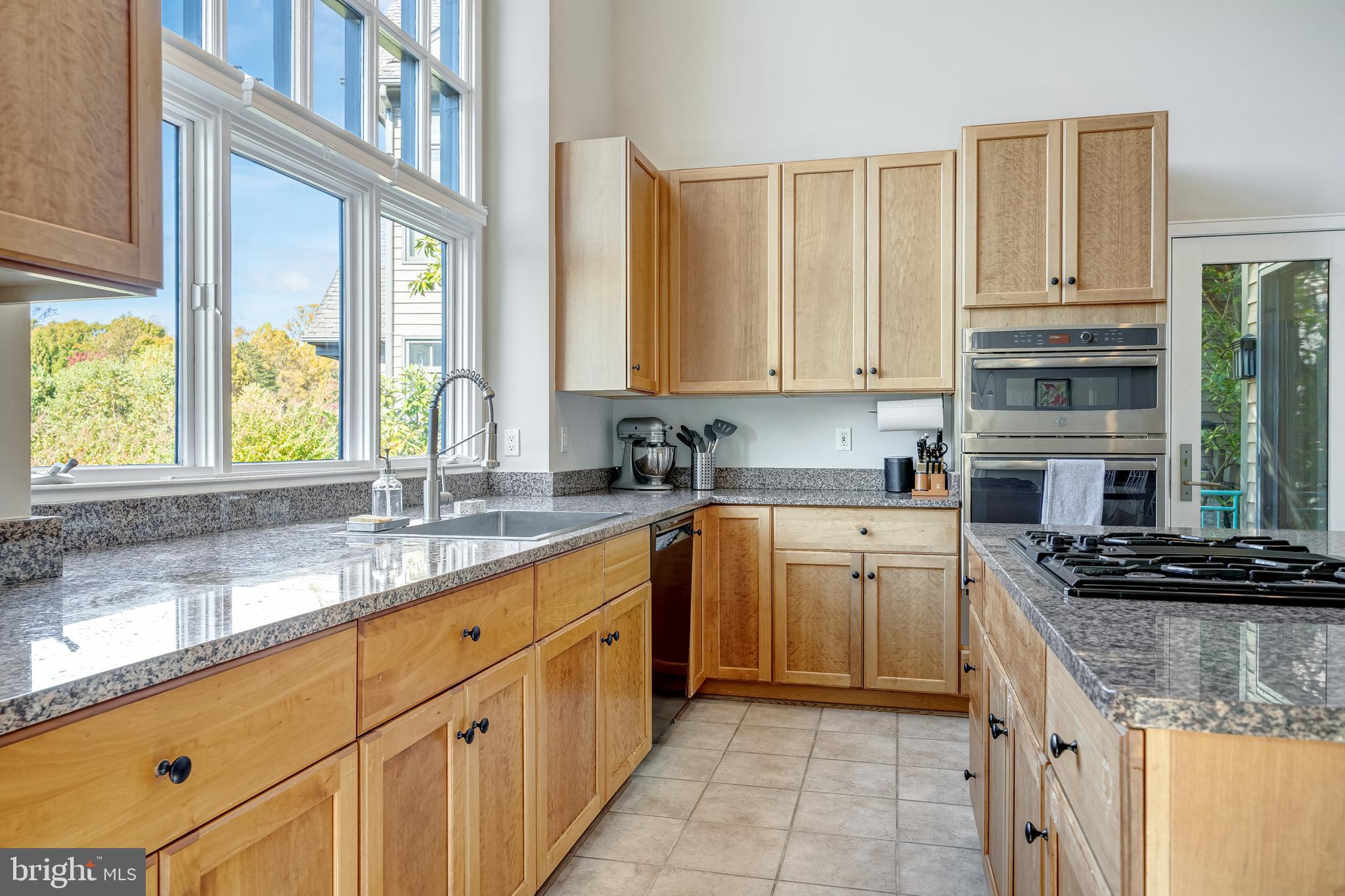 1472 WATERFRONT ROAD