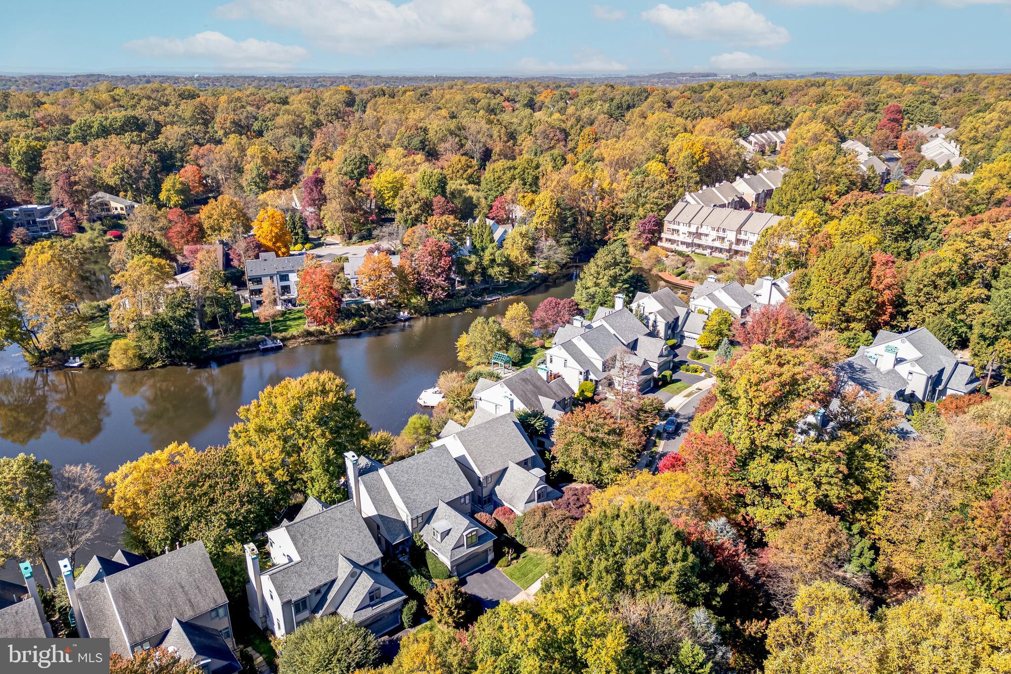 1472 WATERFRONT ROAD