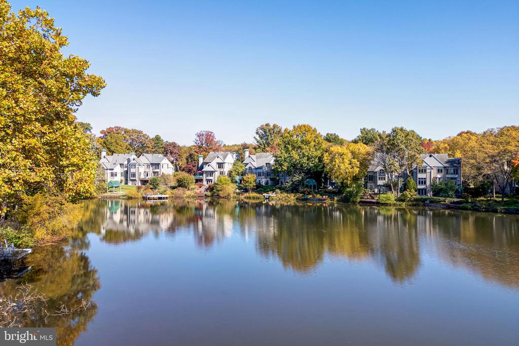 1472 WATERFRONT ROAD