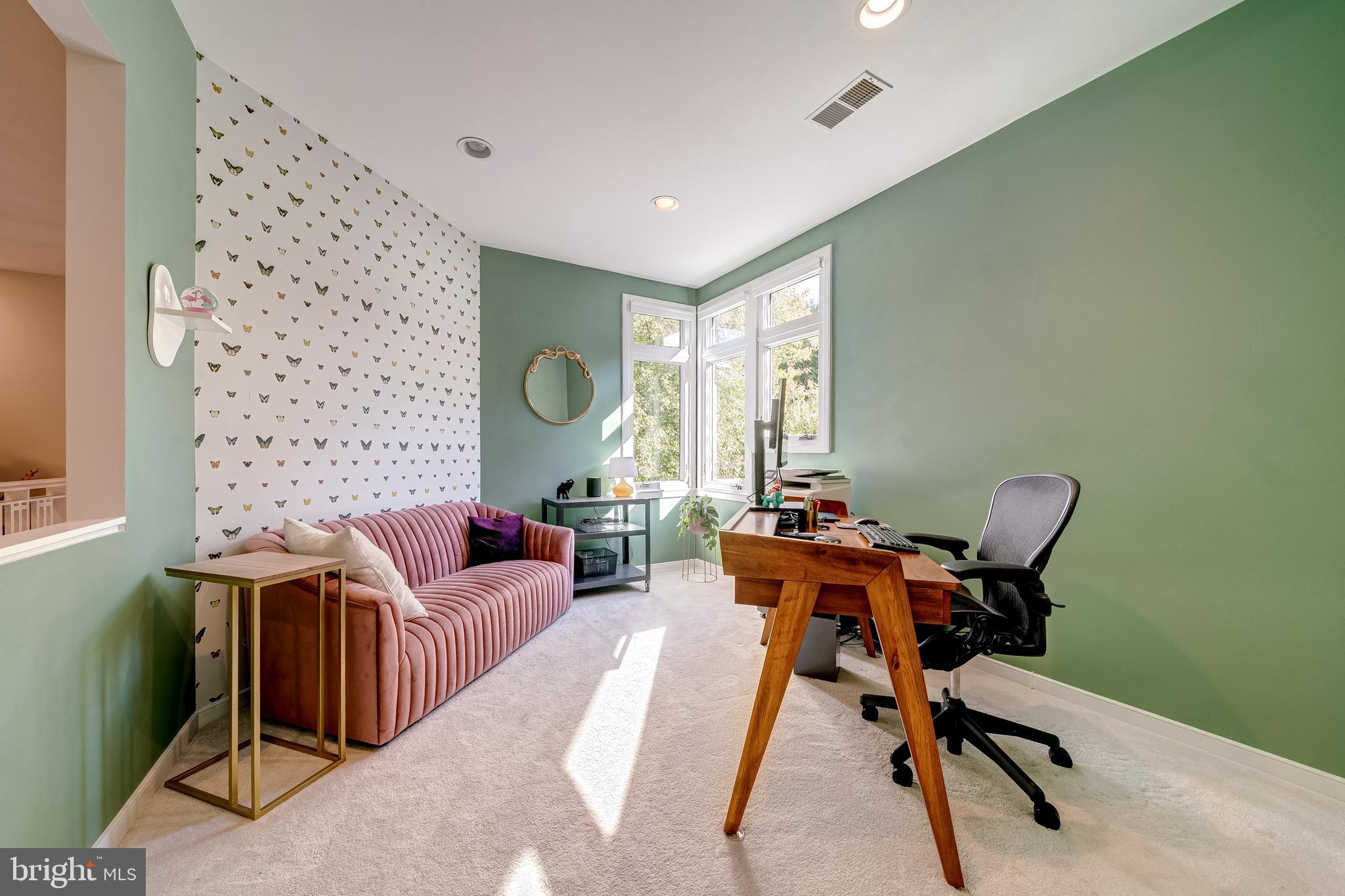 1472 WATERFRONT ROAD