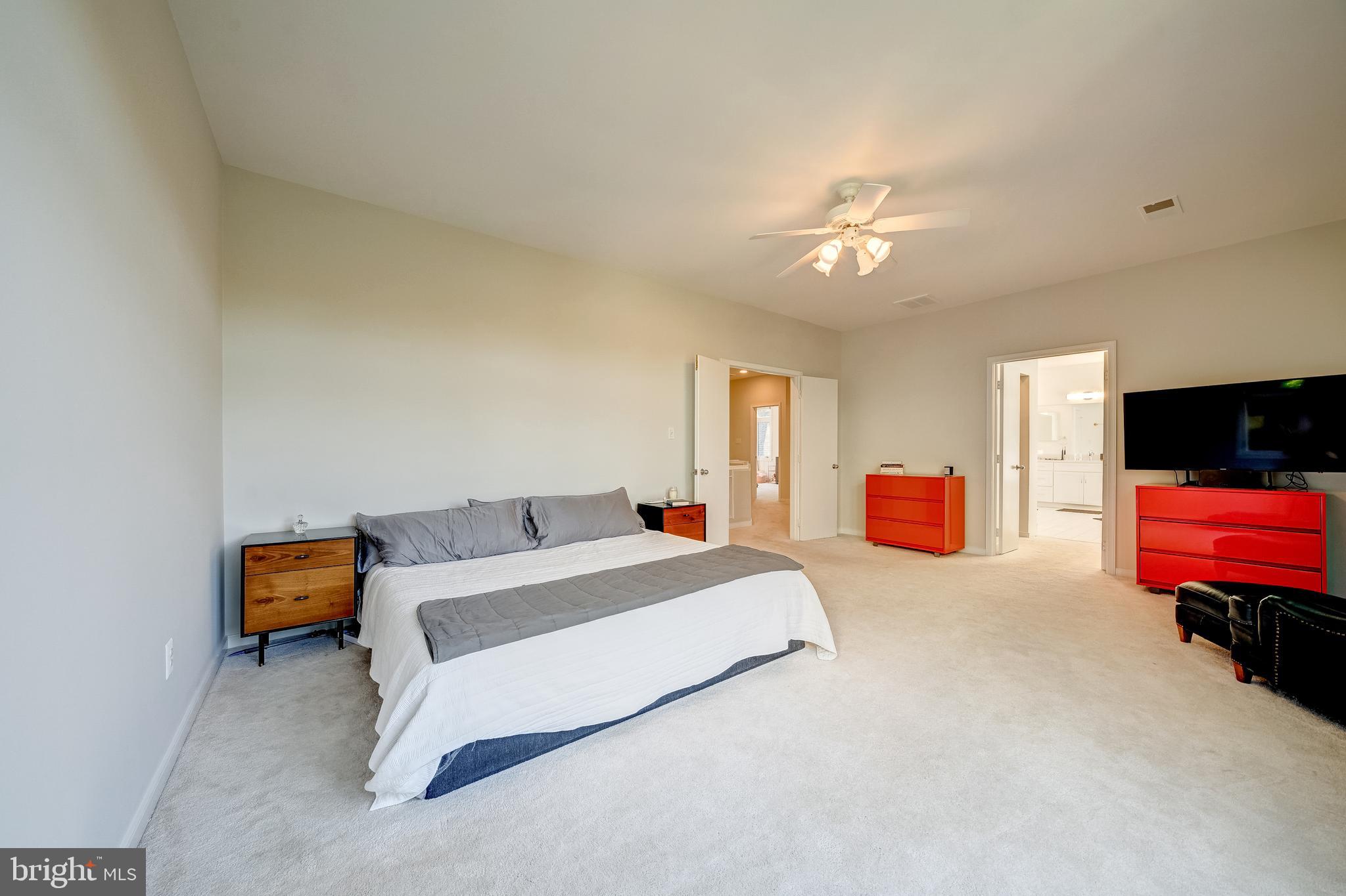 1472 WATERFRONT ROAD