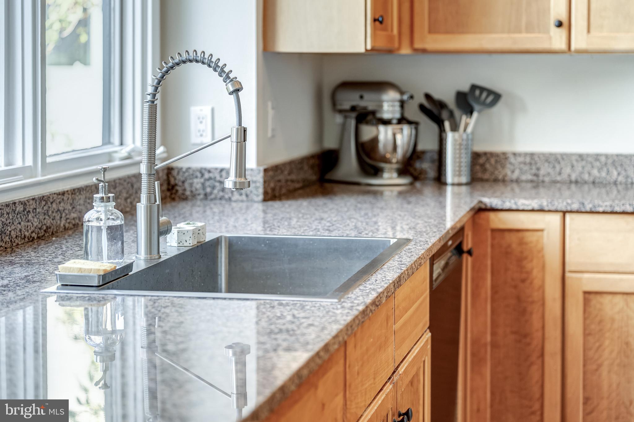 1472 WATERFRONT ROAD