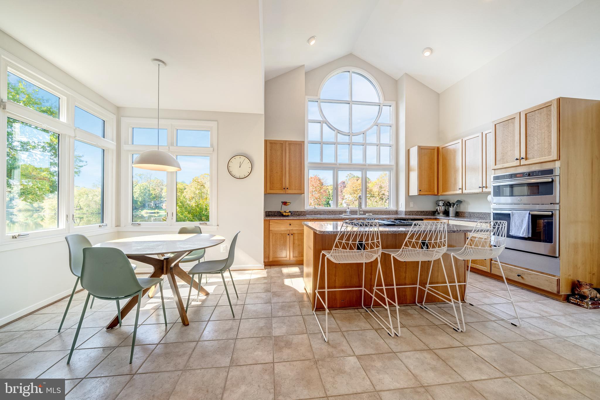 1472 WATERFRONT ROAD