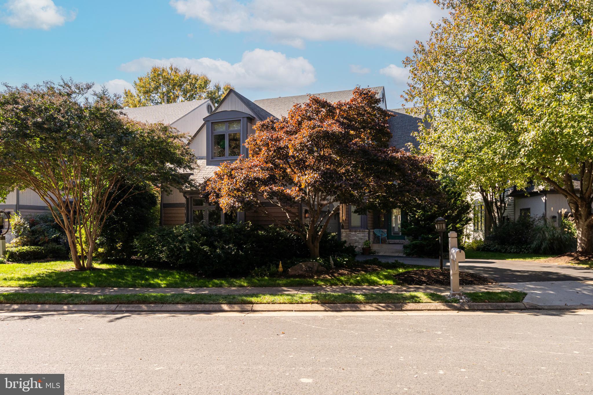 1472 WATERFRONT ROAD