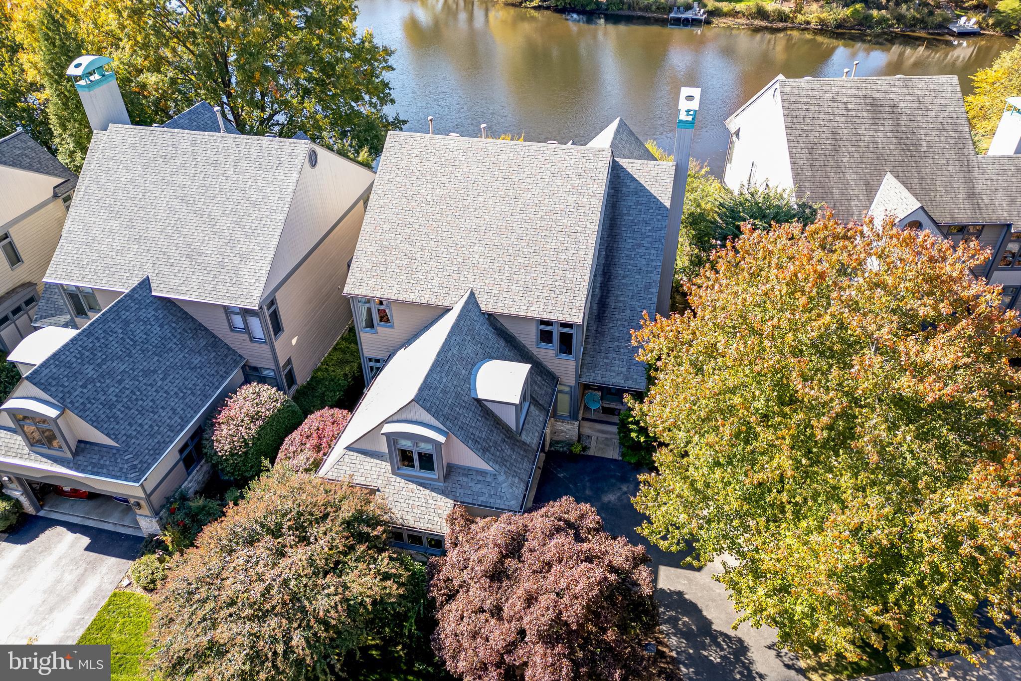 1472 WATERFRONT ROAD