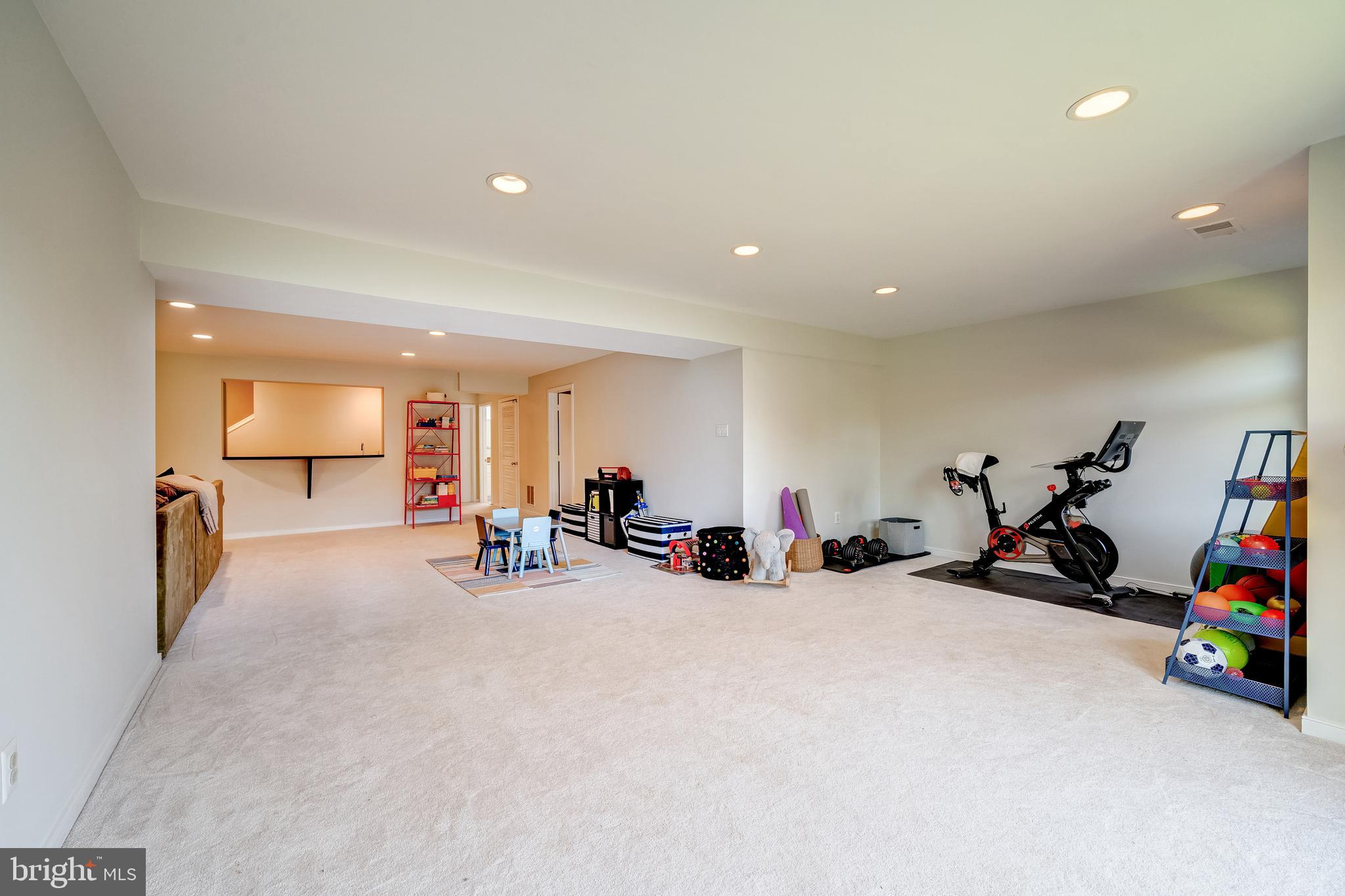 1472 WATERFRONT ROAD