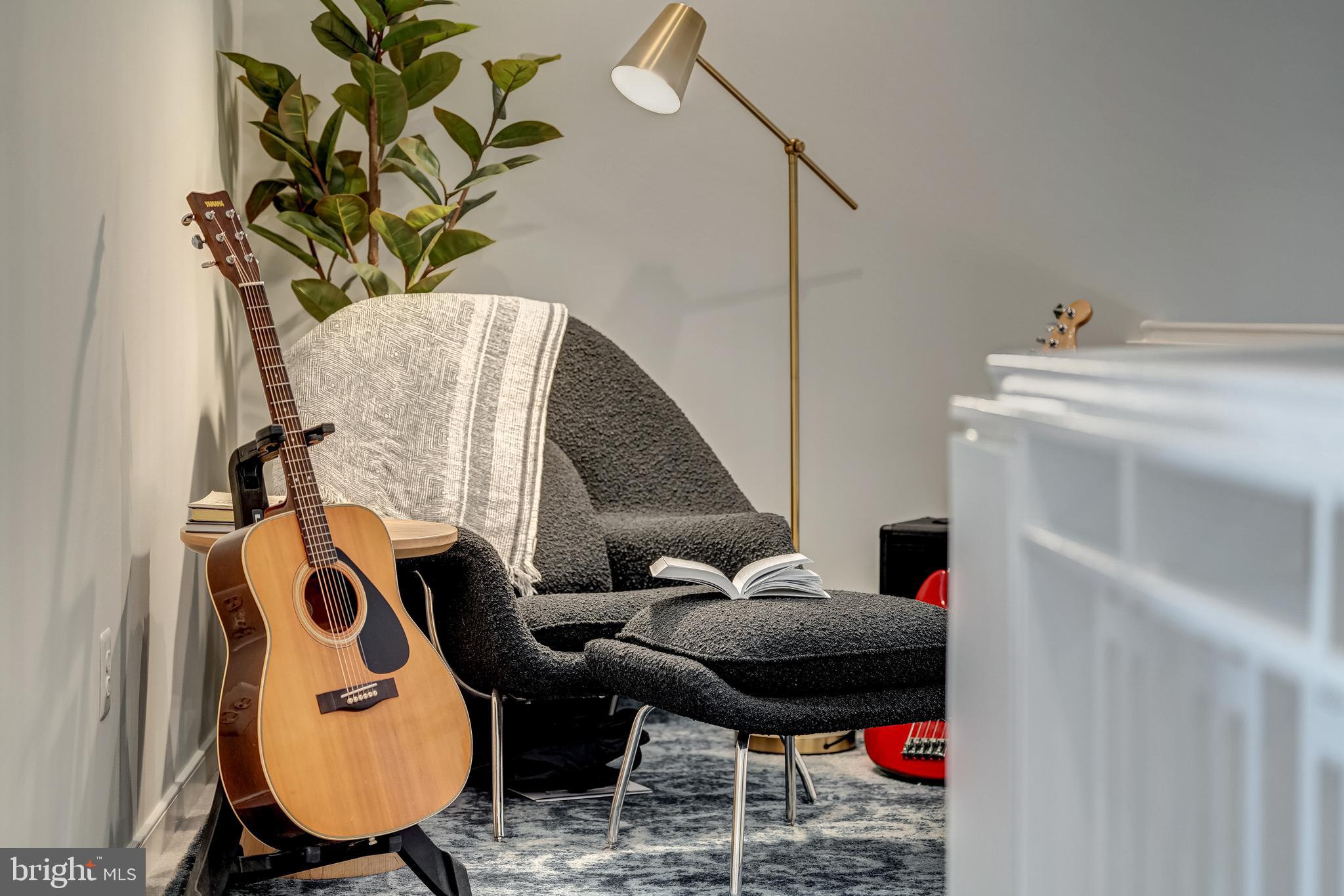 1472 WATERFRONT ROAD