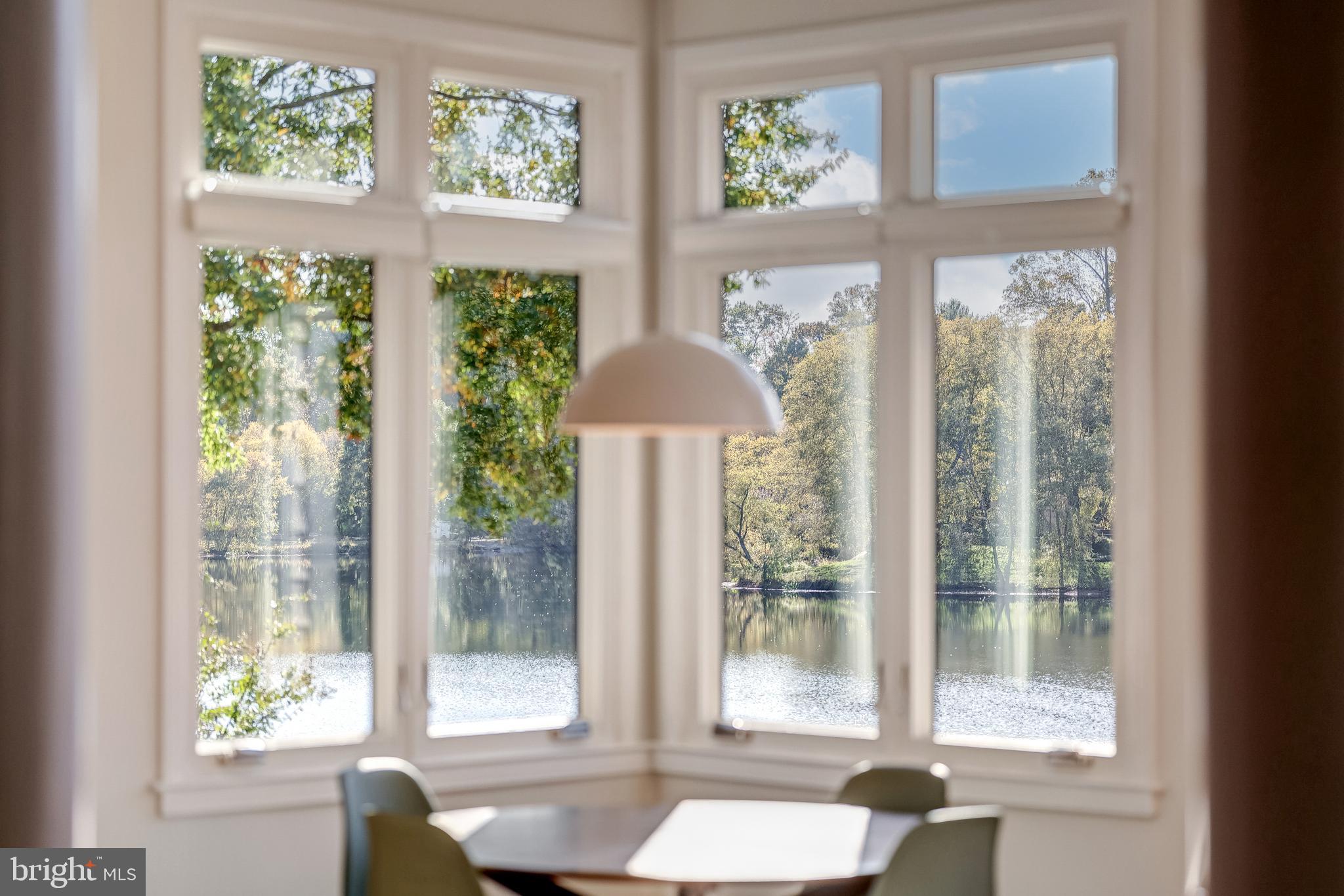 1472 WATERFRONT ROAD