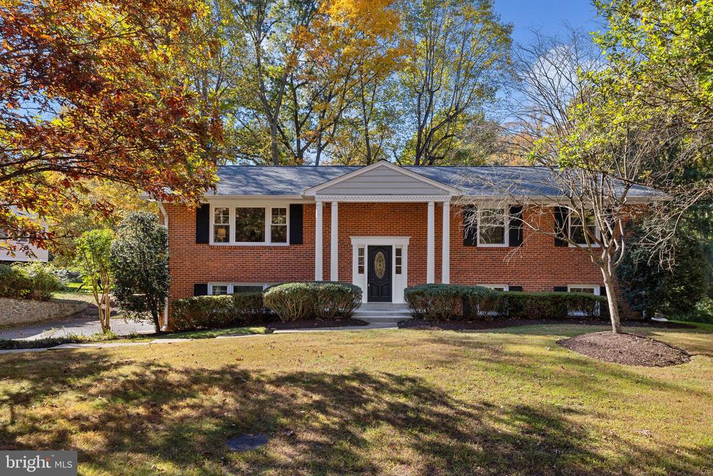 1702 Fox Run Ct
