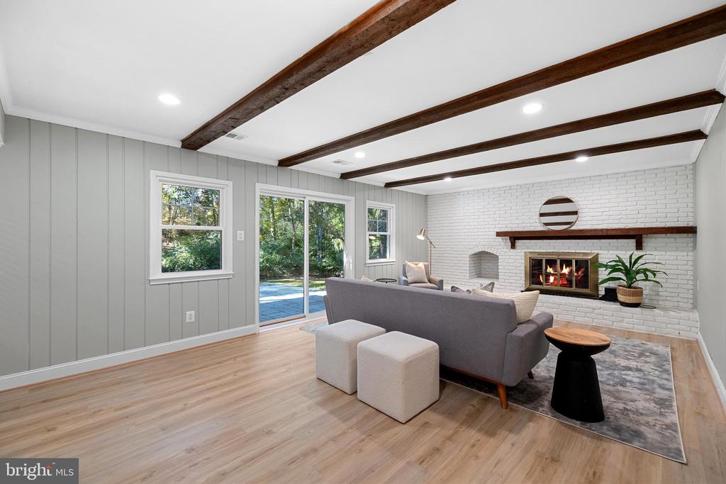 1702 Fox Run Ct