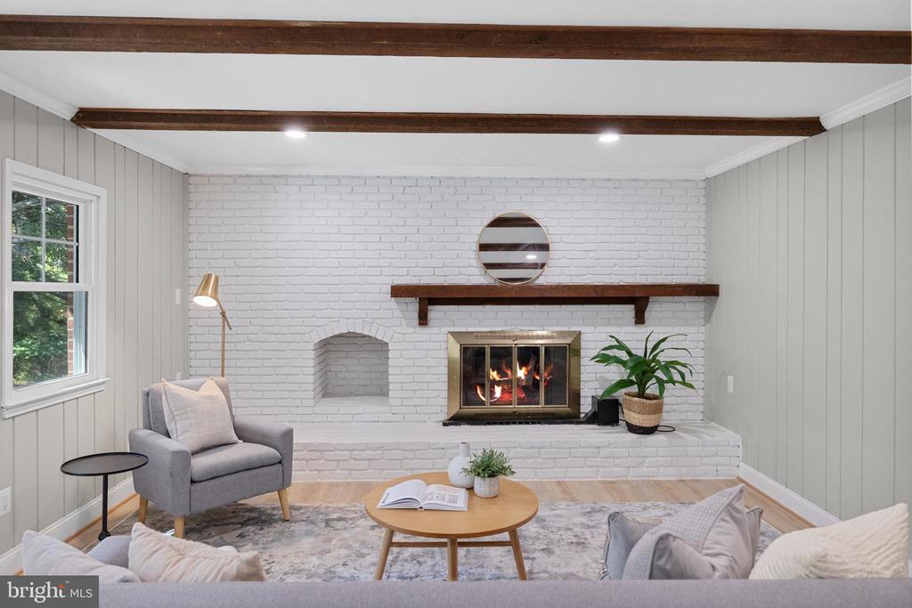 1702 Fox Run Ct