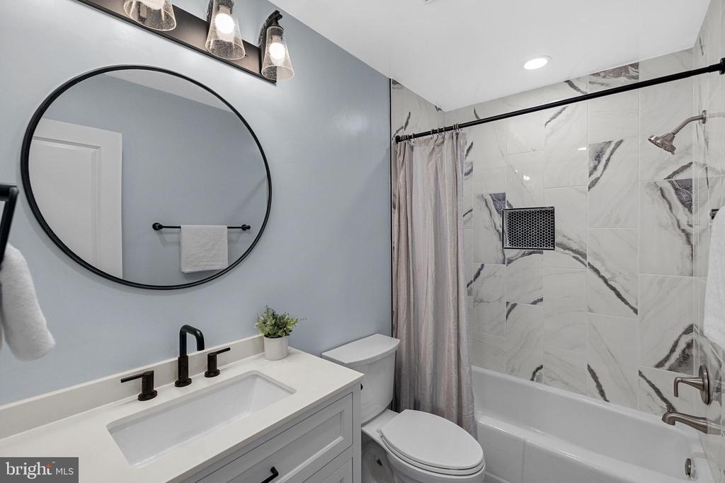 1702 Fox Run Ct