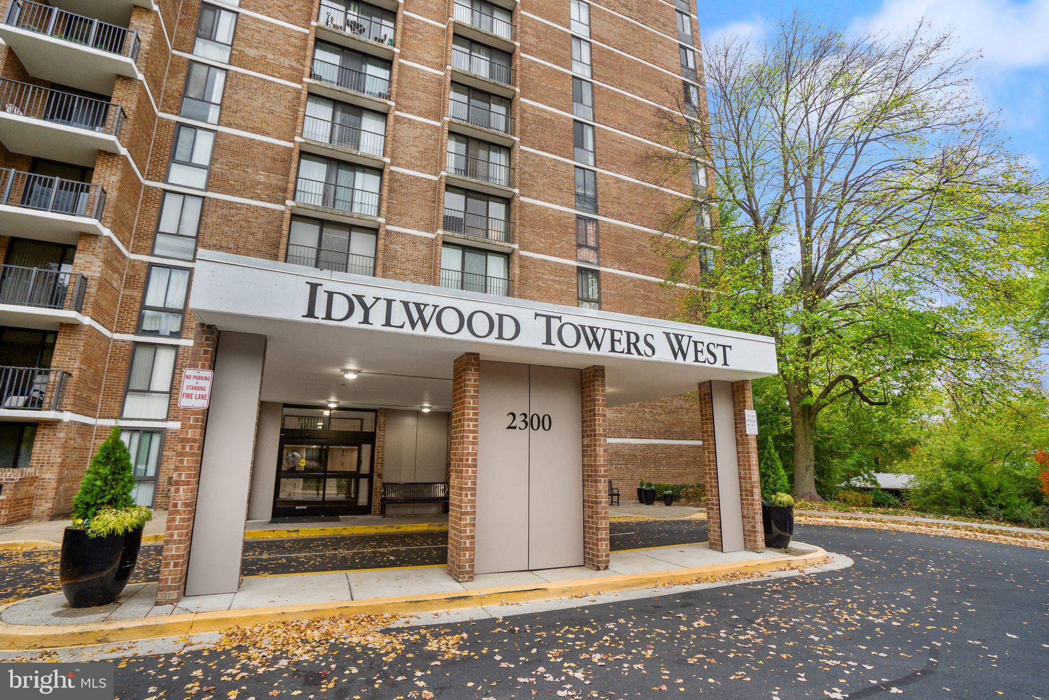 2300 PIMMIT DRIVE 116