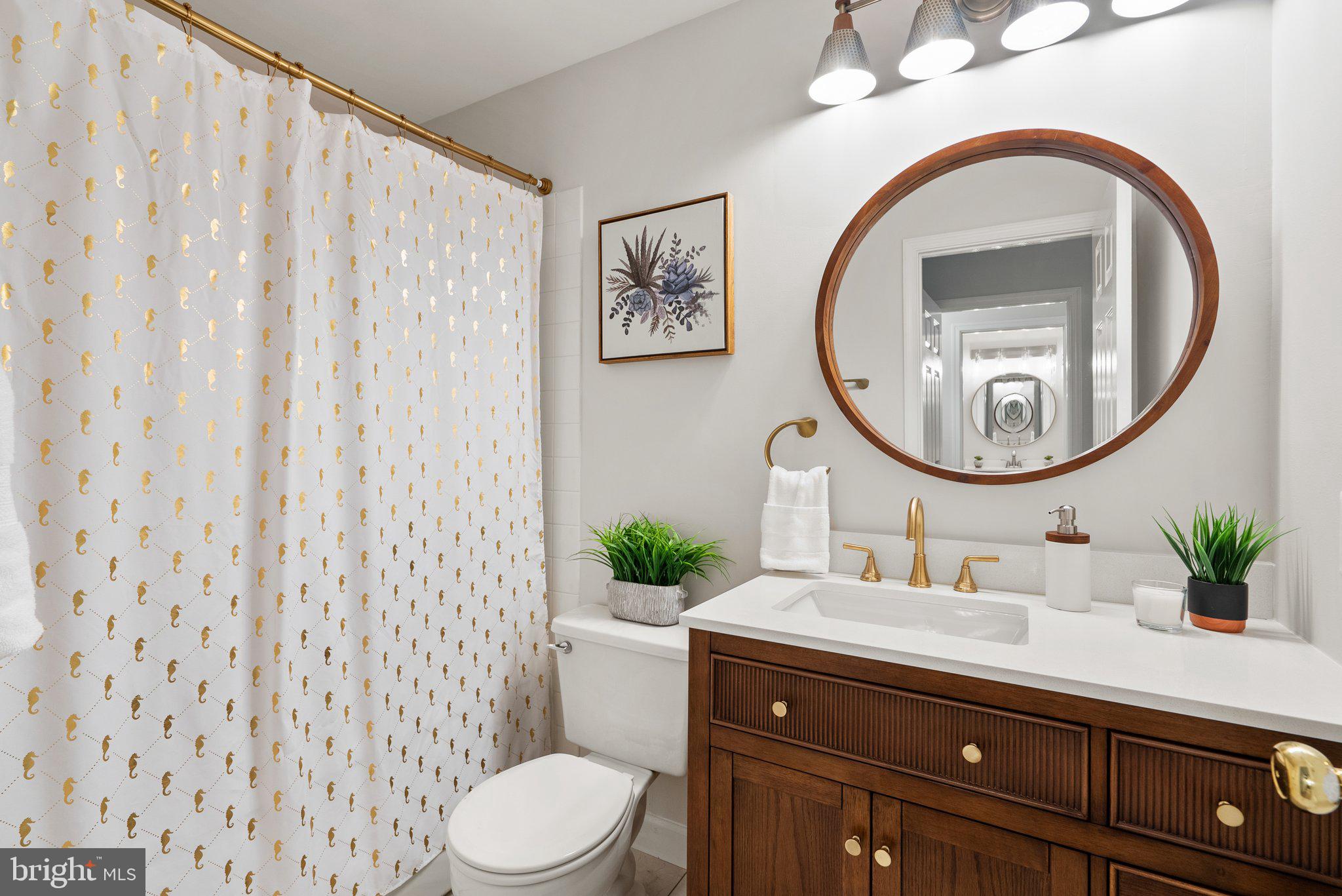 2822 Emma Lee St #102