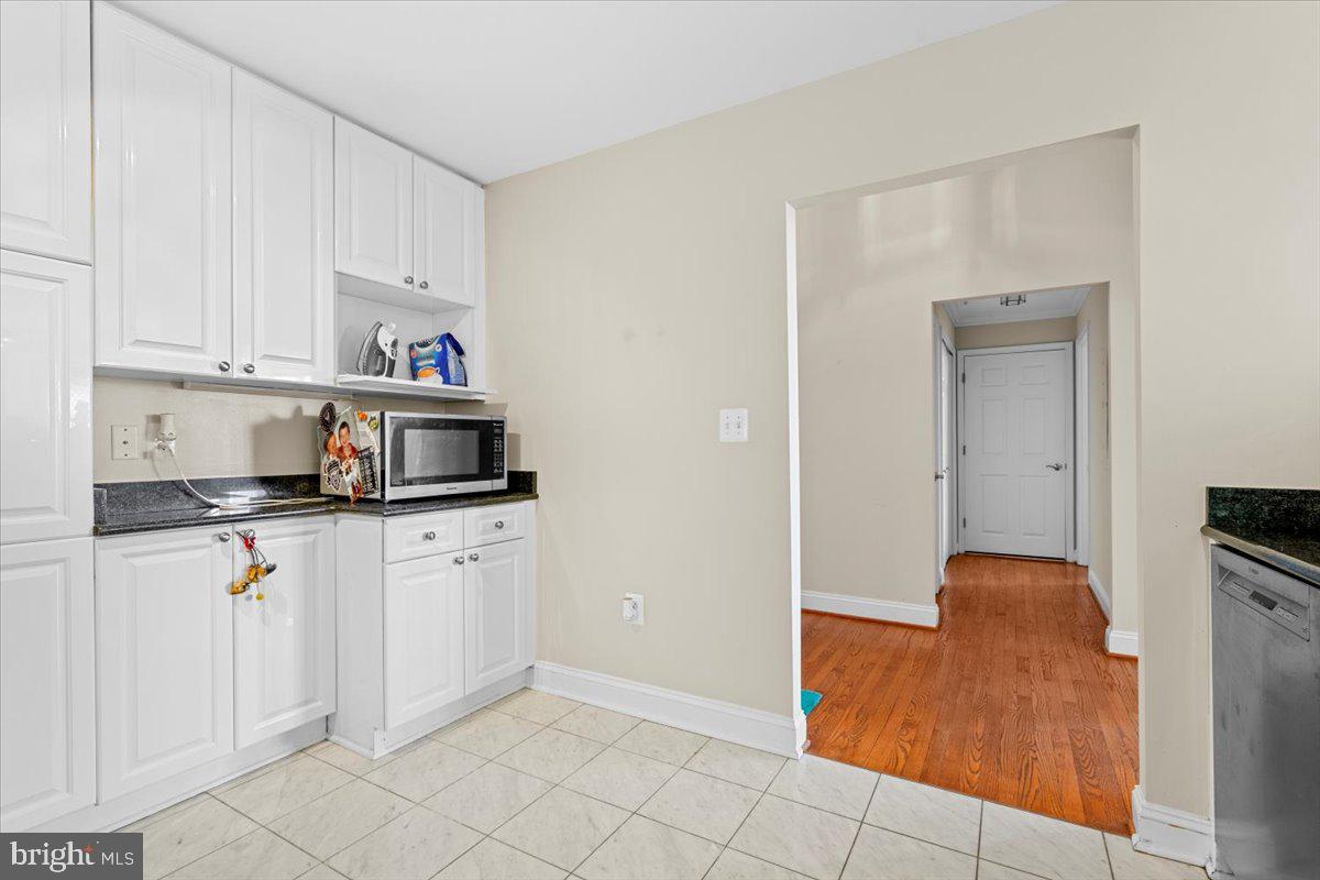 11776 STRATFORD HOUSE PLACE 1401