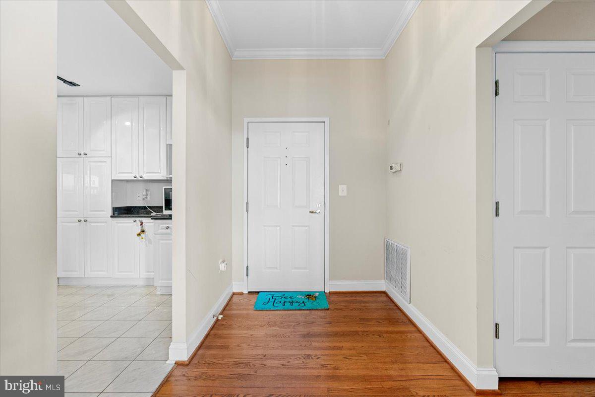 11776 STRATFORD HOUSE PLACE 1401