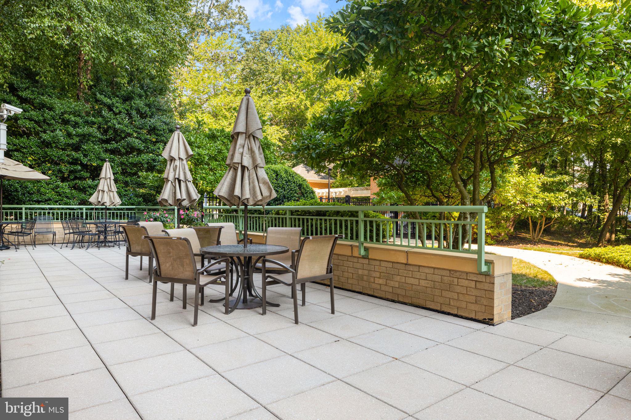 11776 STRATFORD HOUSE PLACE 1401