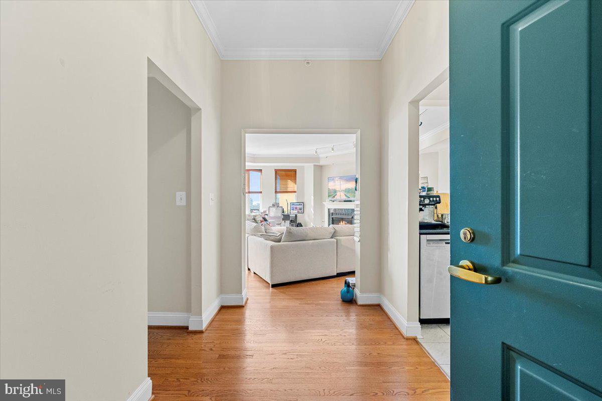 11776 STRATFORD HOUSE PLACE 1401