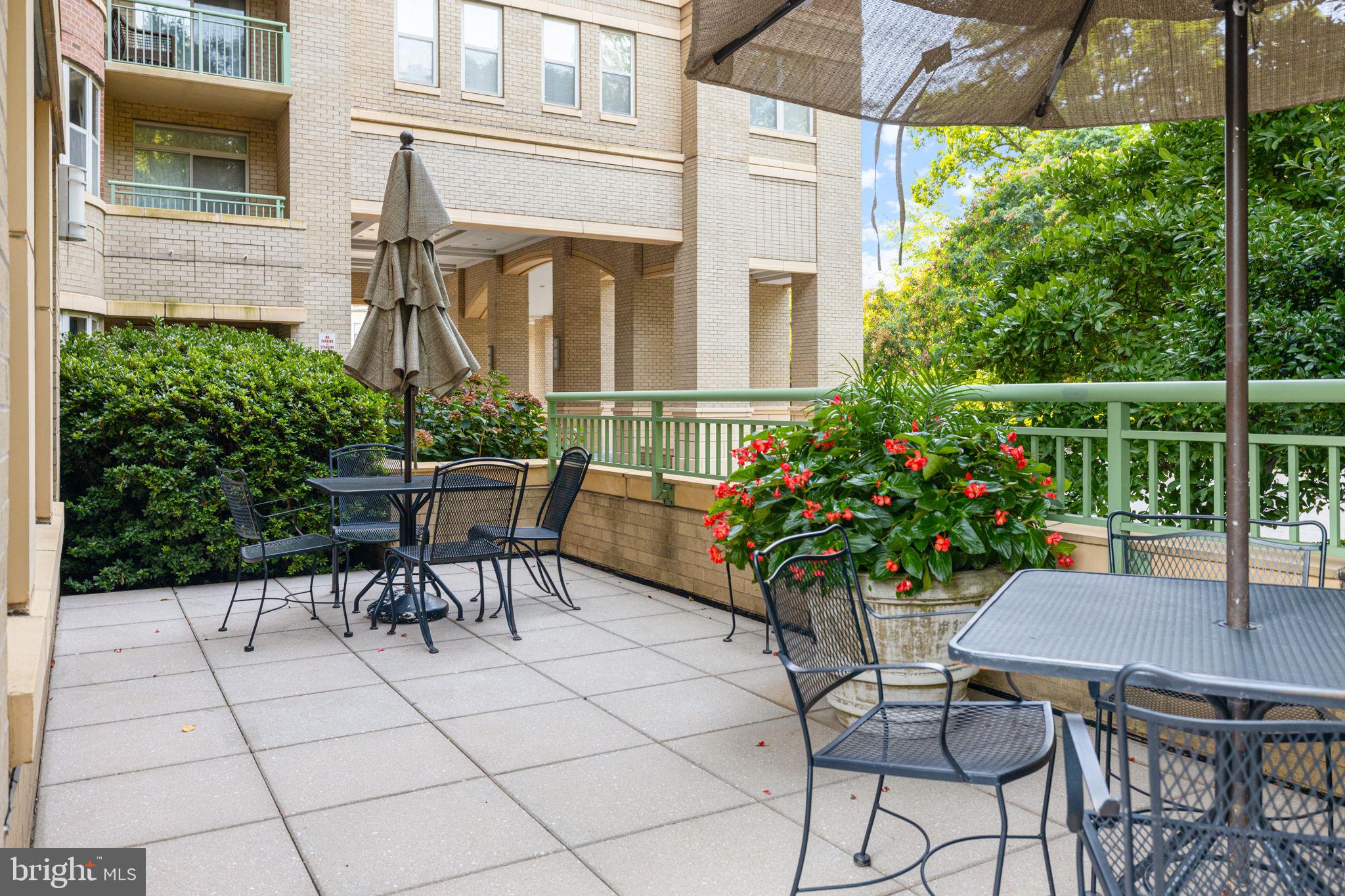 11776 STRATFORD HOUSE PLACE 1401