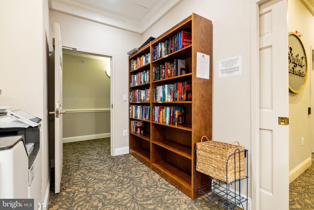 11776 STRATFORD HOUSE PLACE 1401