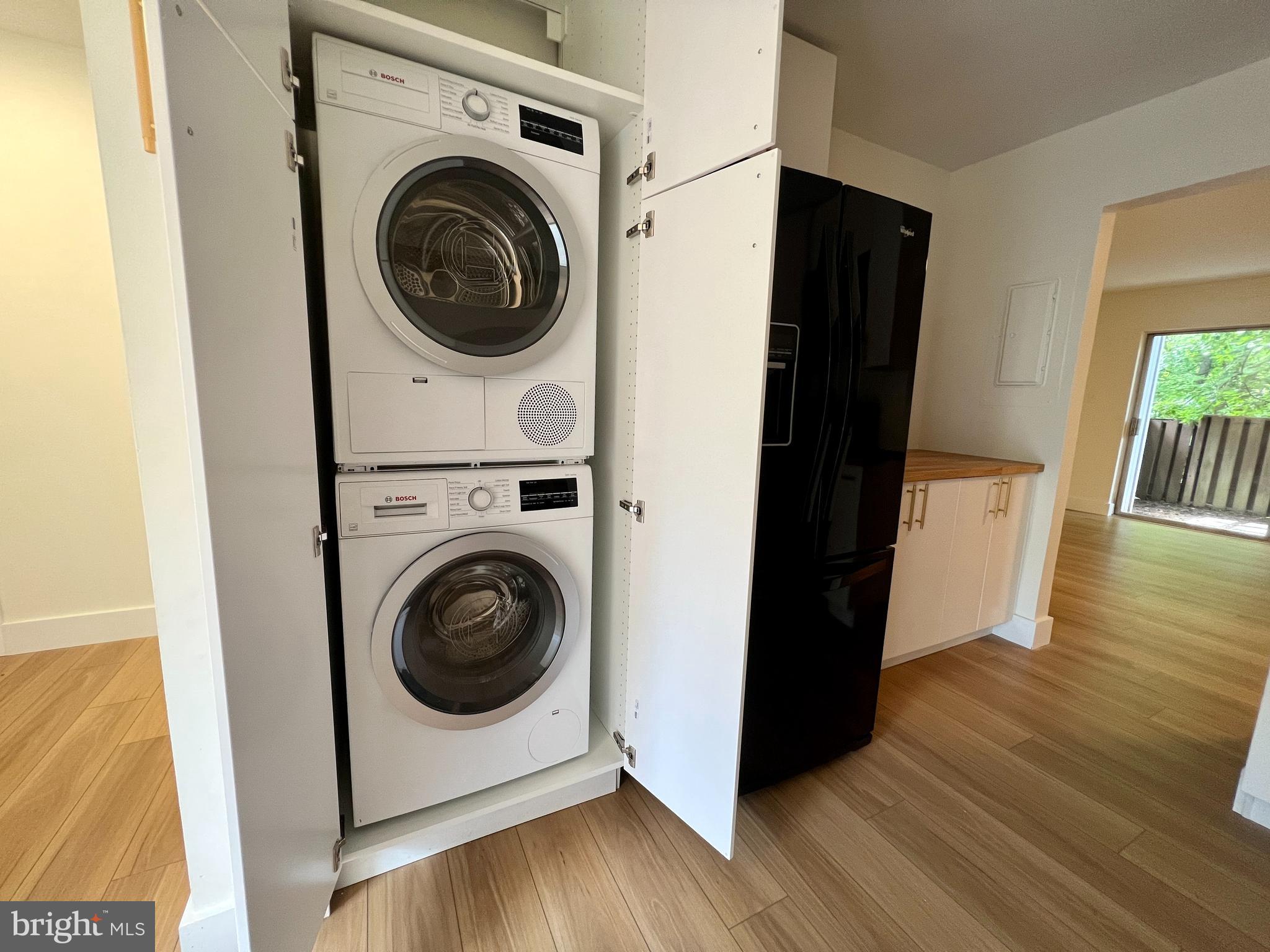 2246 SOUTHGATE SQ