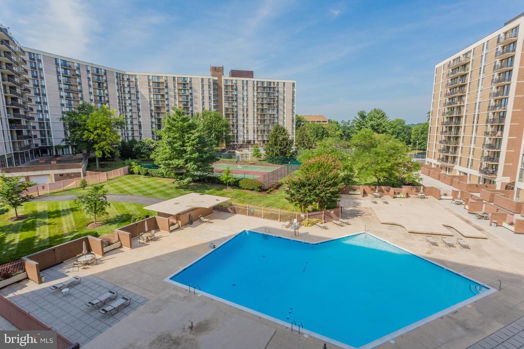 6800 Fleetwood Rd #220