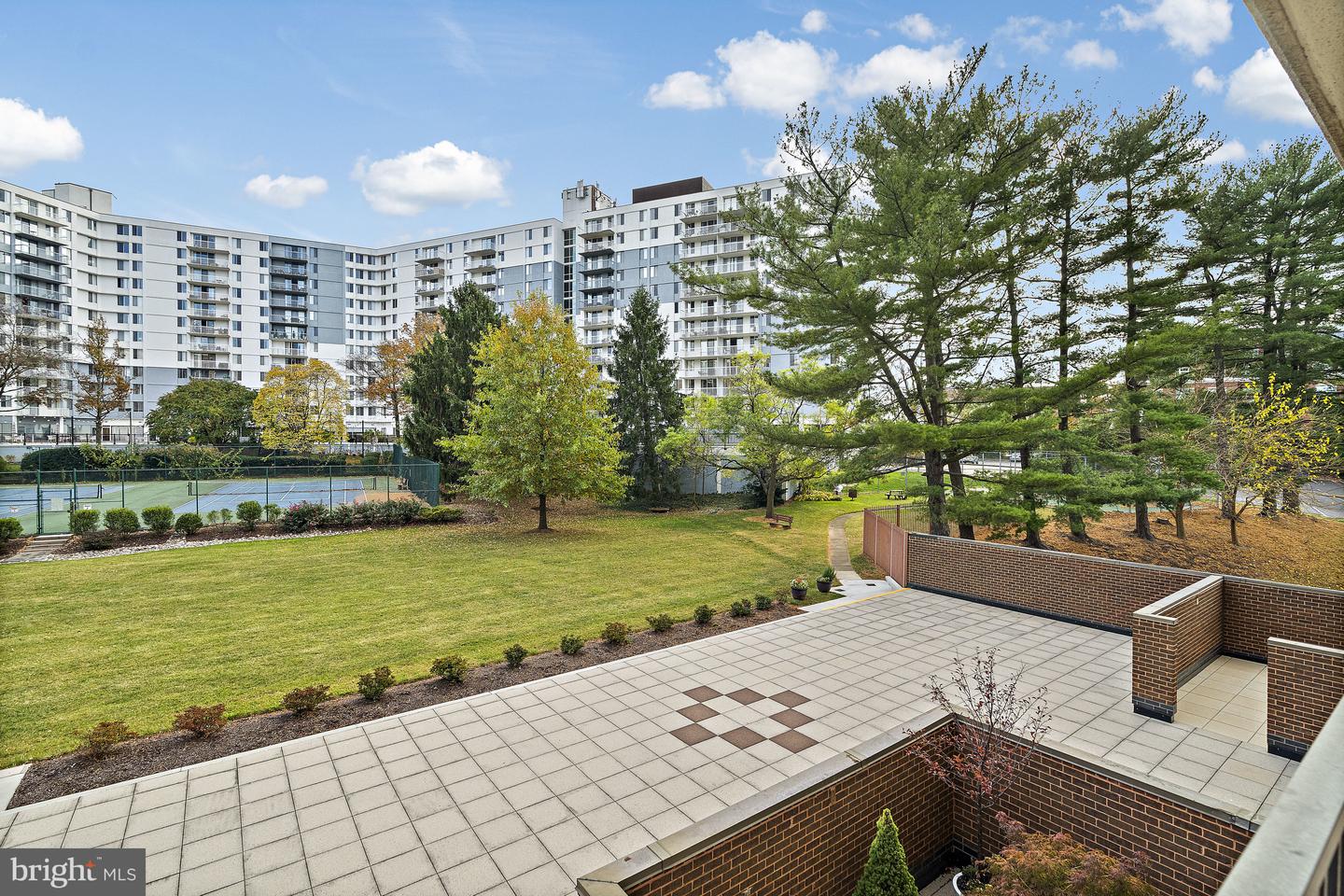 6800 Fleetwood Rd #220