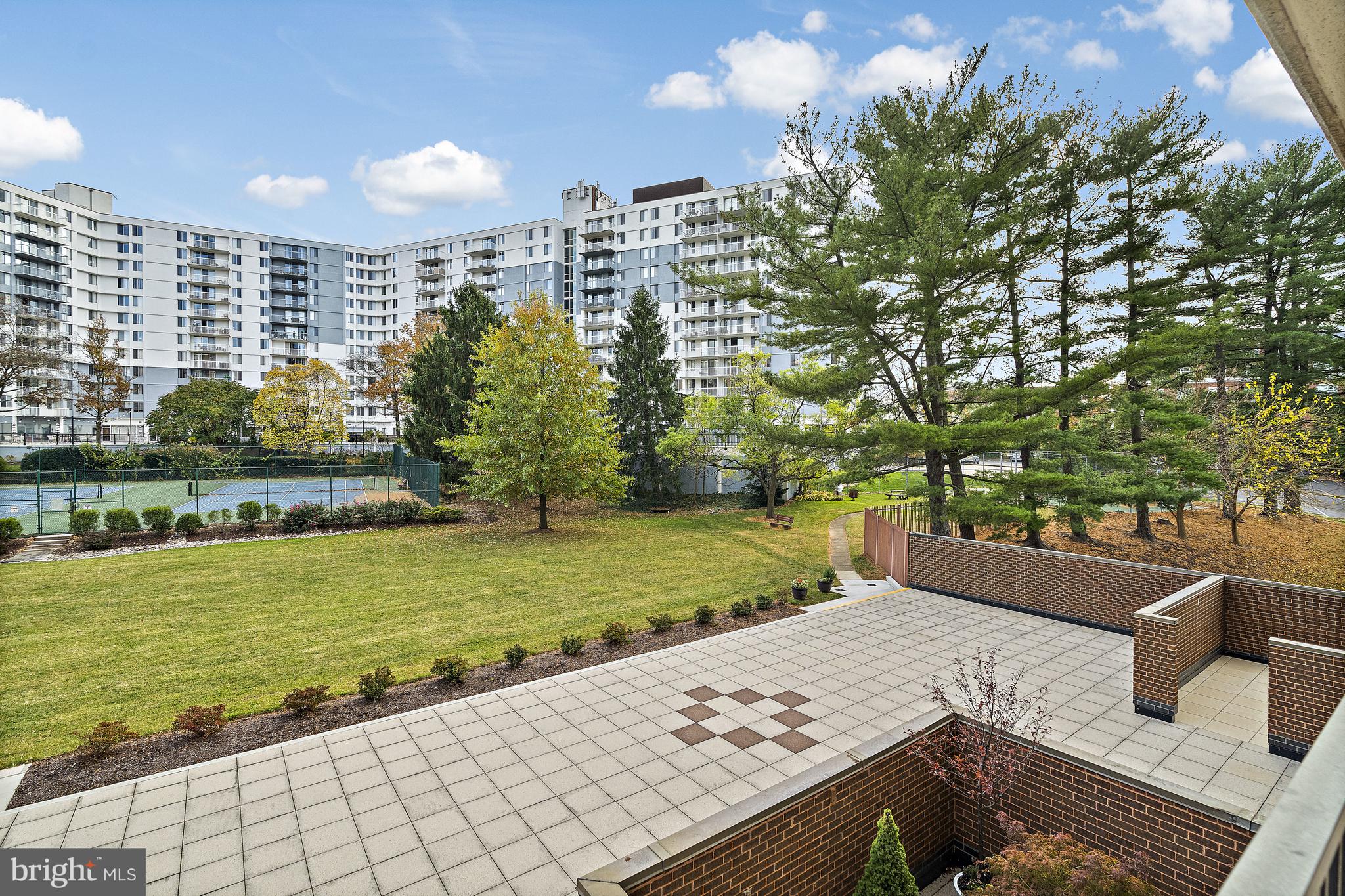 6800 Fleetwood Rd #220