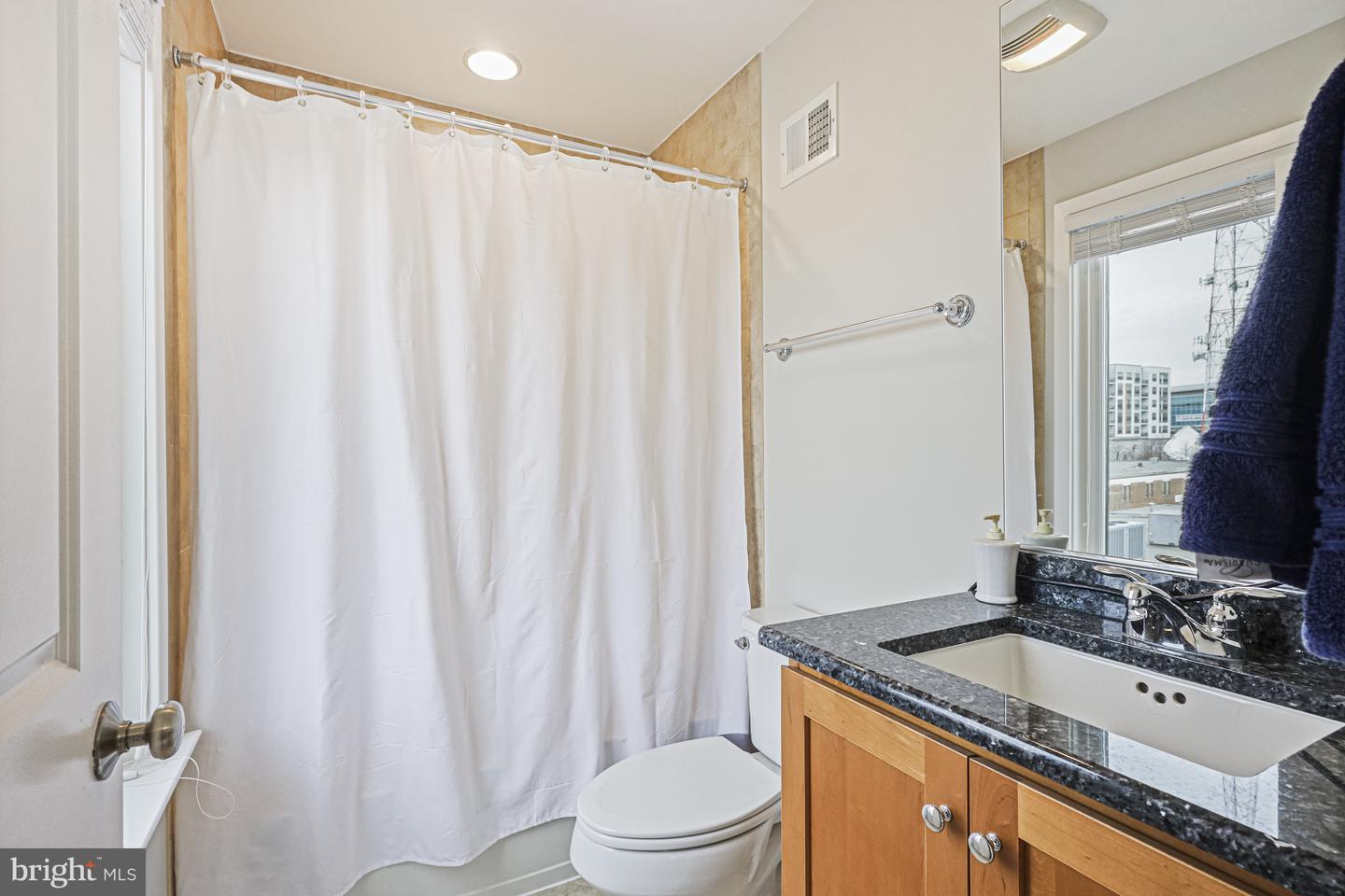 8341 Looking Glass Way