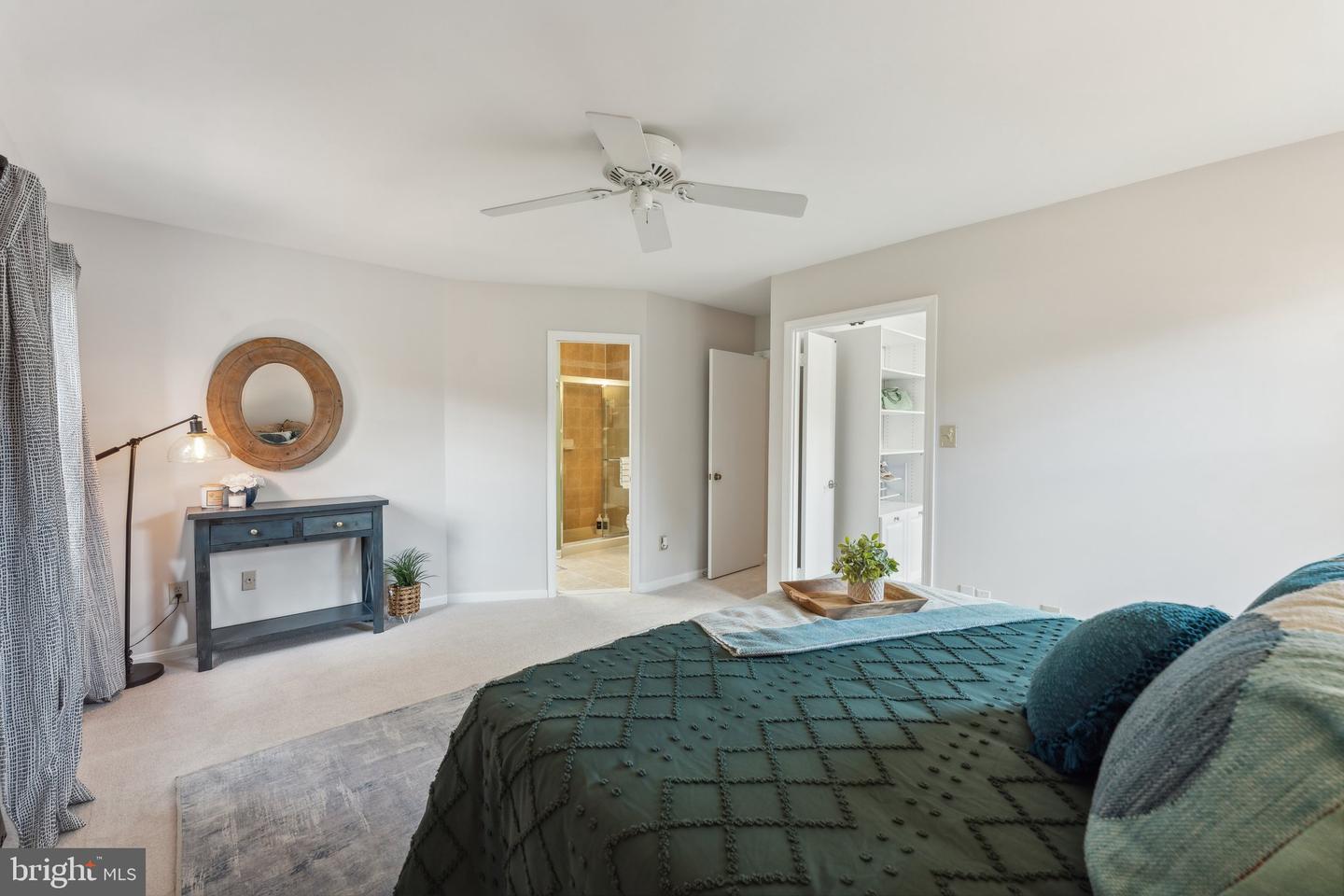 6513 Park View Ct