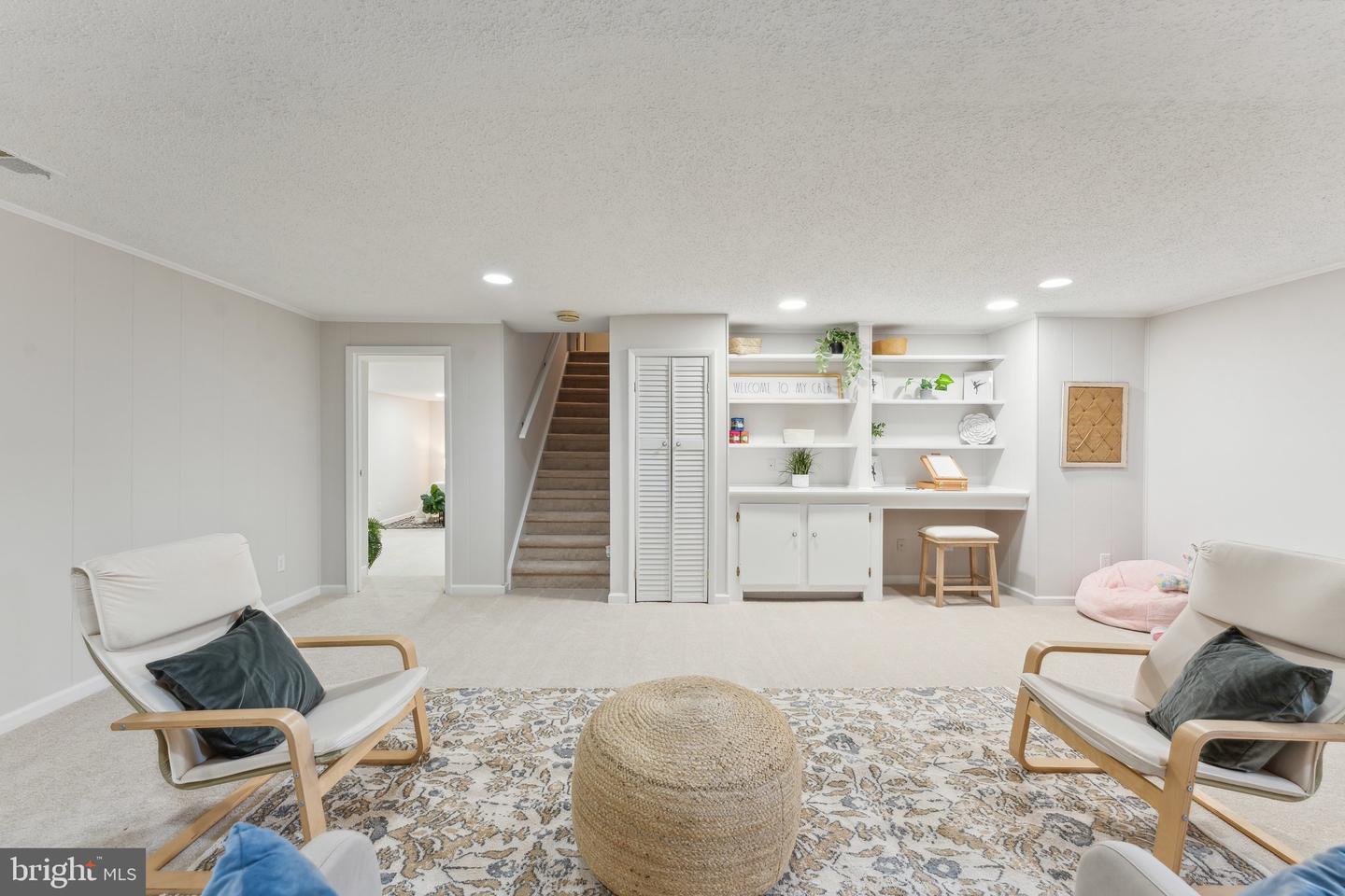 6513 Park View Ct
