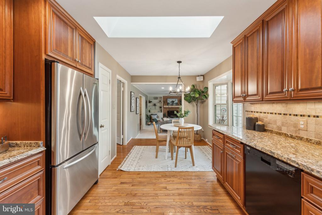 6513 Park View Ct