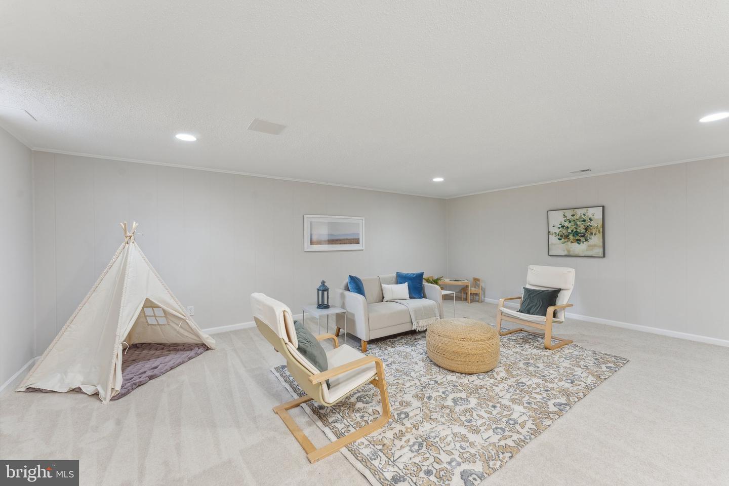 6513 Park View Ct