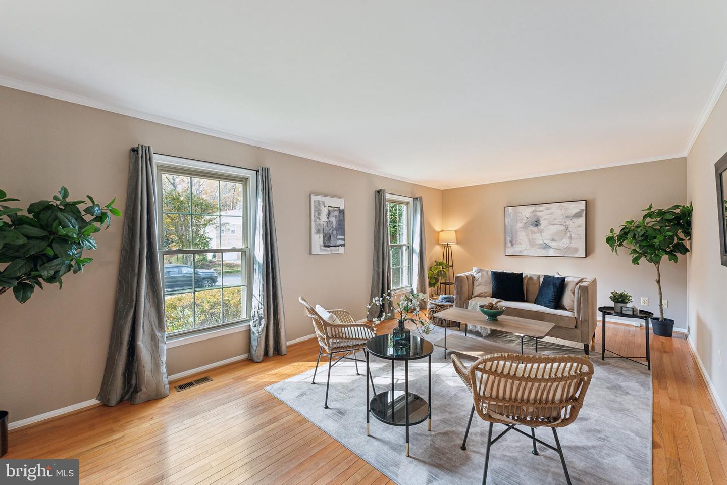 6513 Park View Ct