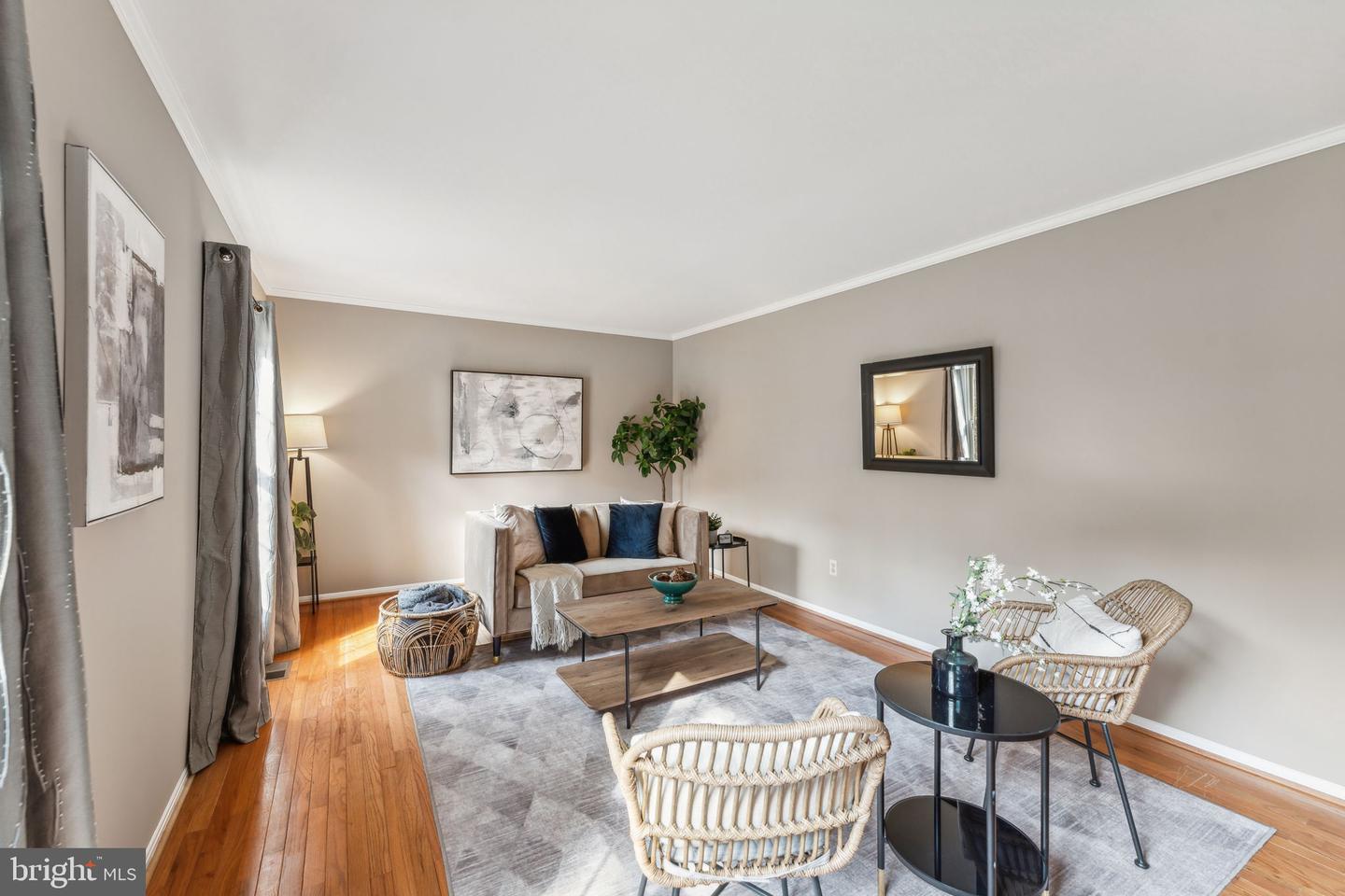 6513 Park View Ct