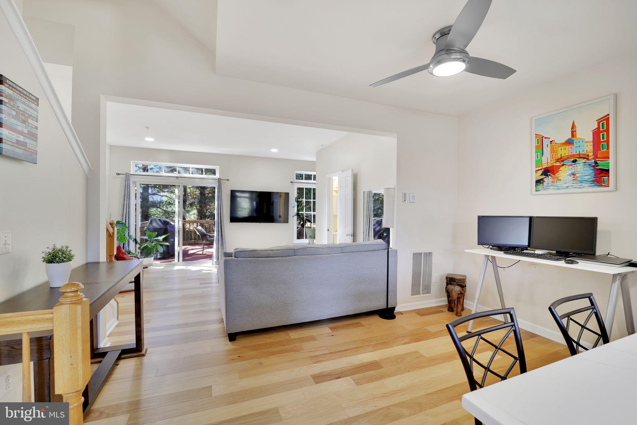 2981 HUNTINGTON GROVE SQ