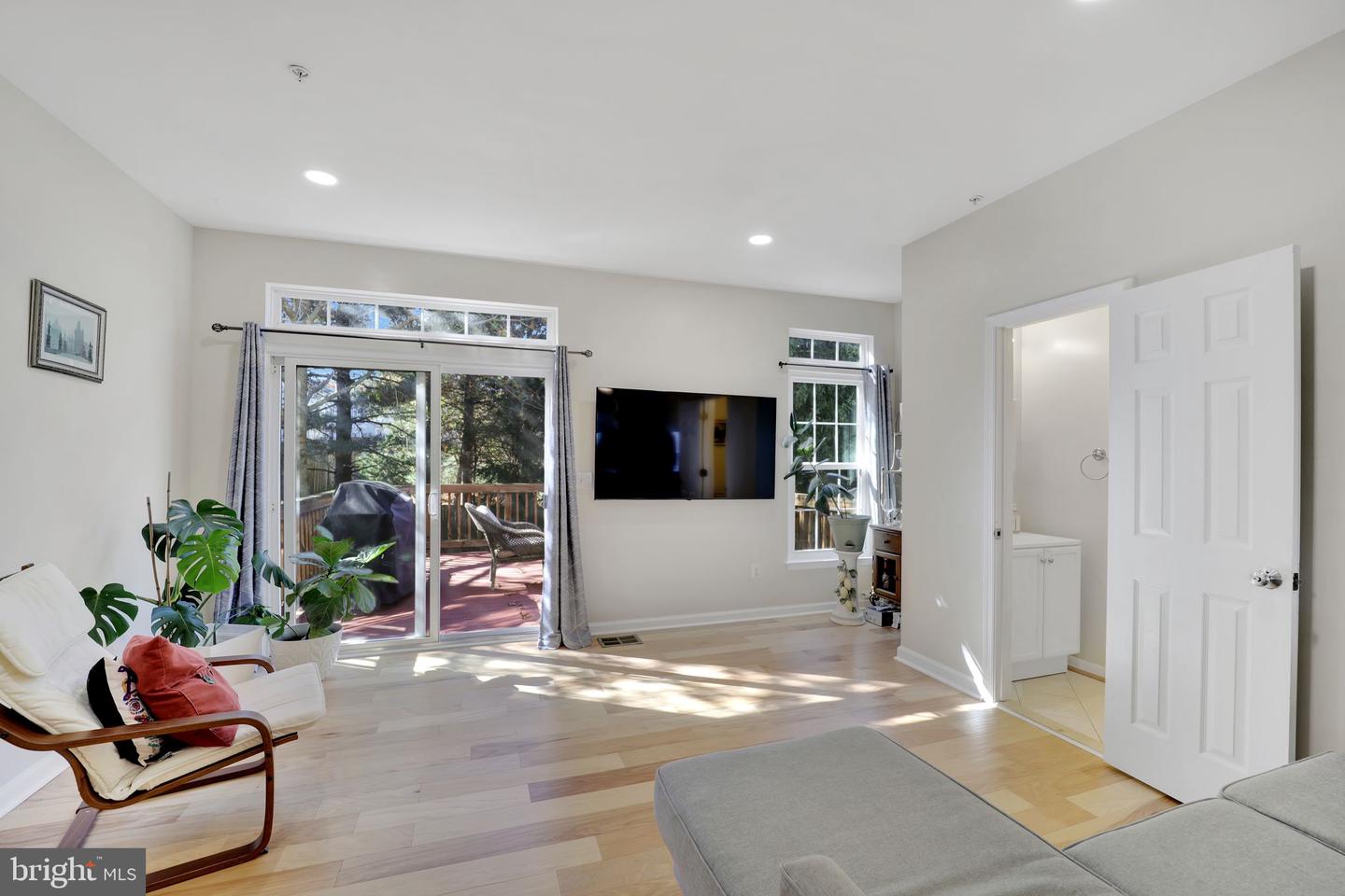 2981 HUNTINGTON GROVE SQ