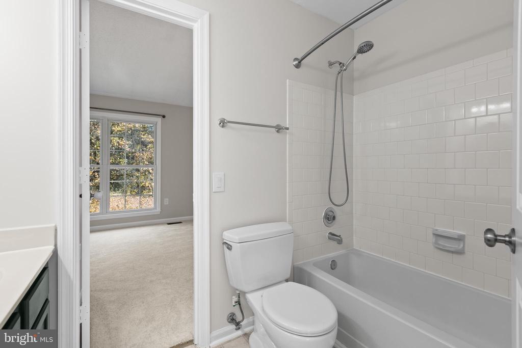 7130 Westfield Ct
