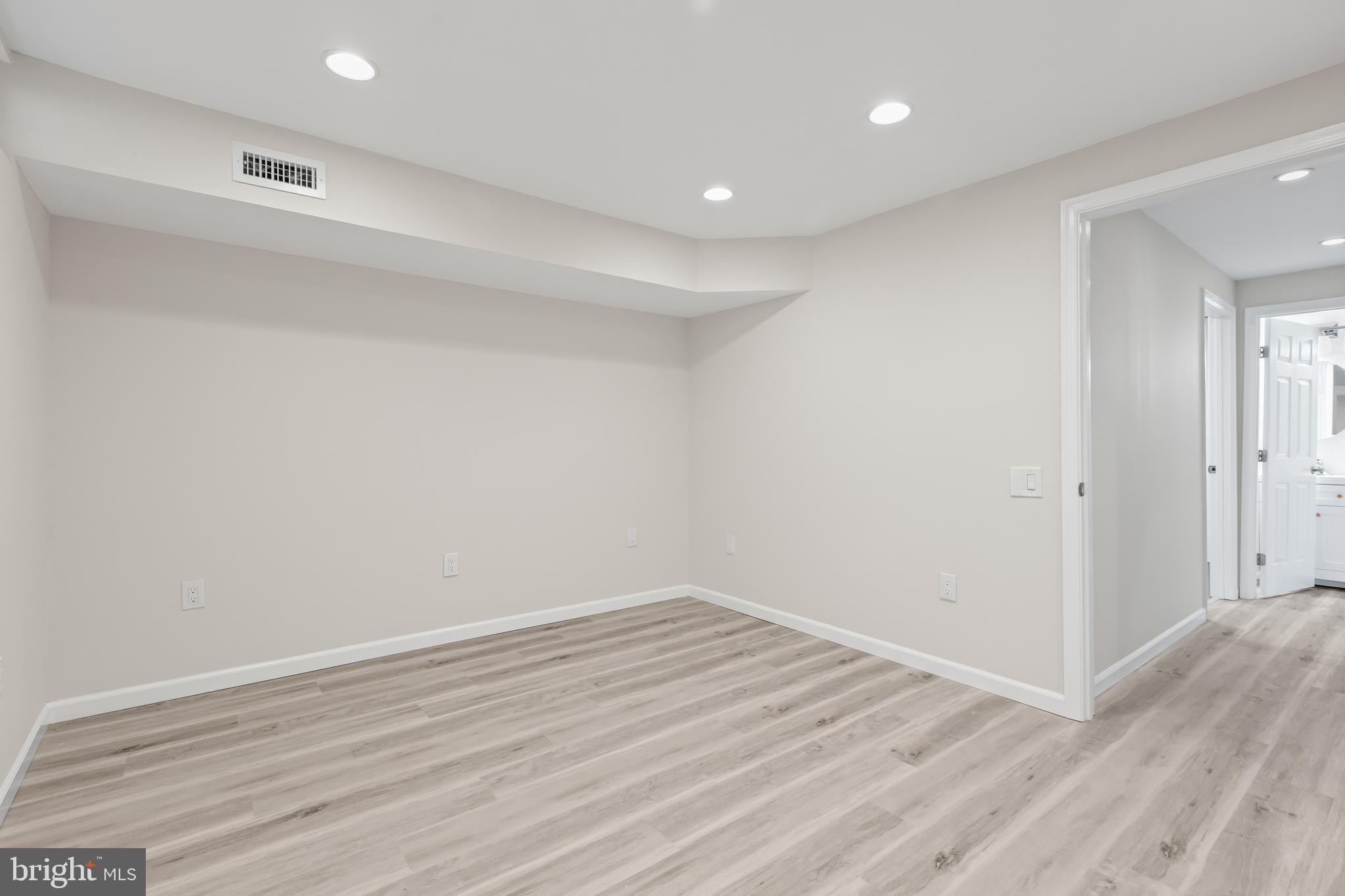 7130 Westfield Ct