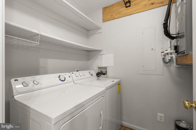 2822 EMMA LEE ST #102