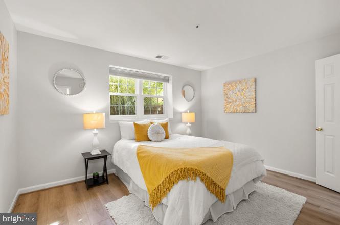 2822 EMMA LEE ST #102